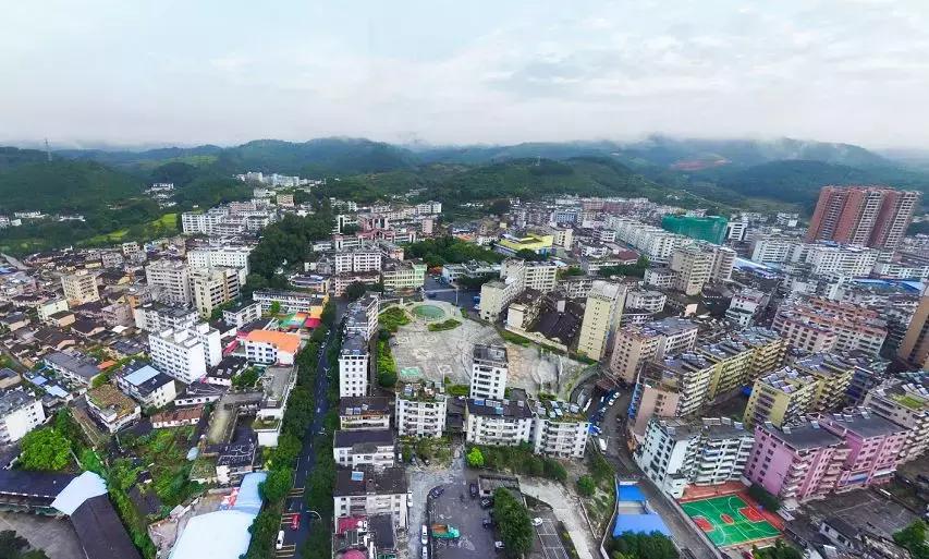 从1000米高处能看风景,从五百米高空看地面什么感觉