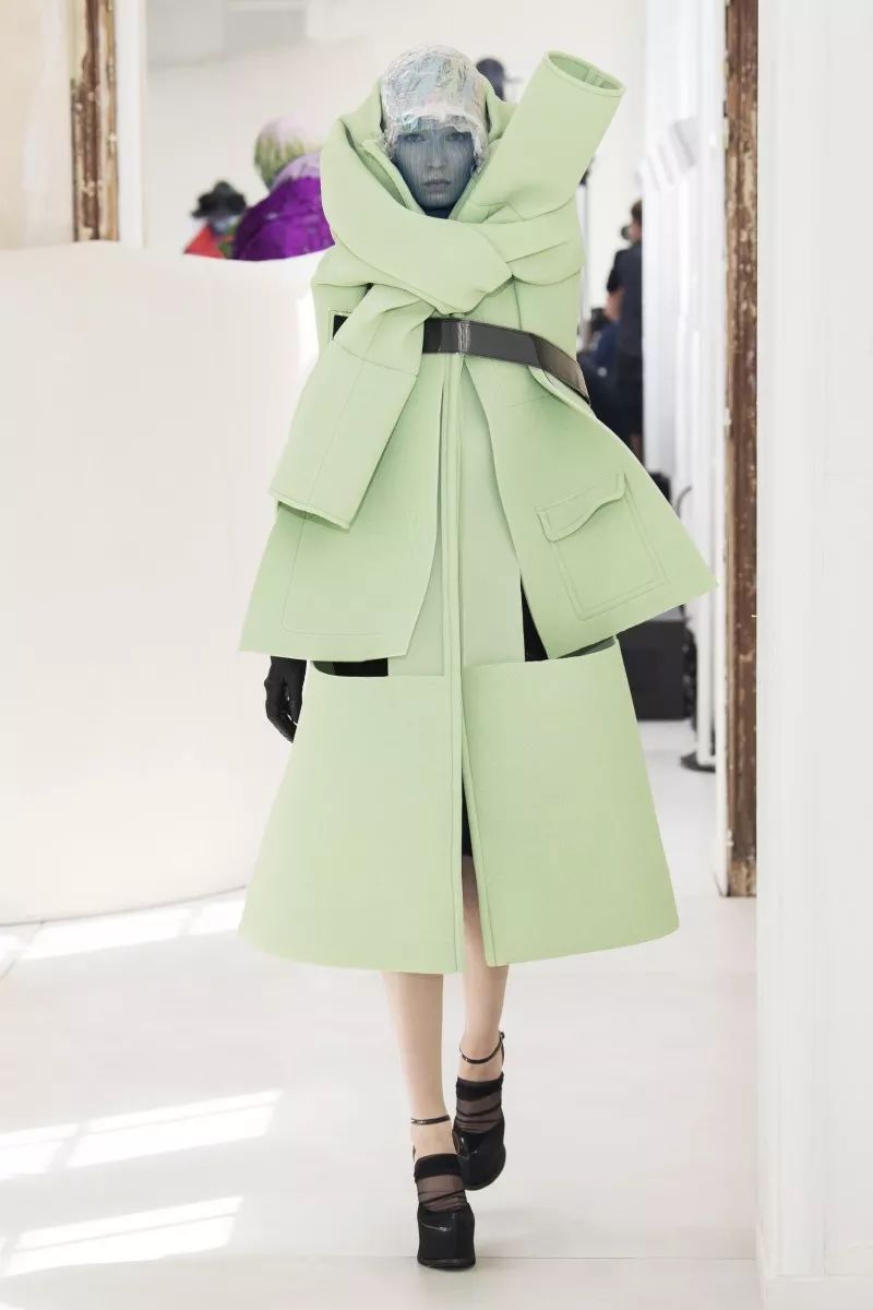 ugg雪地靴就这么穿,ugg红色鞋带雪地靴