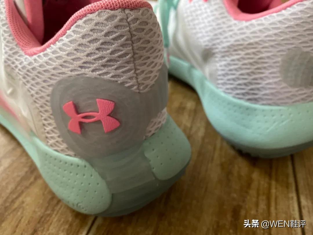 *男猛**必入鞋款?在NBA赛场上出现的“最后”一双UA球鞋值得被铭记