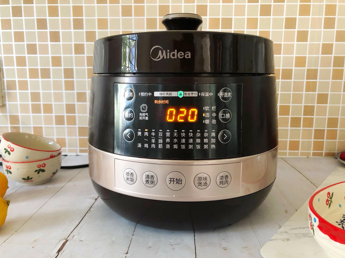 美的圆釜灶的电压力锅,美的电压力锅精钢厚釜炖肉