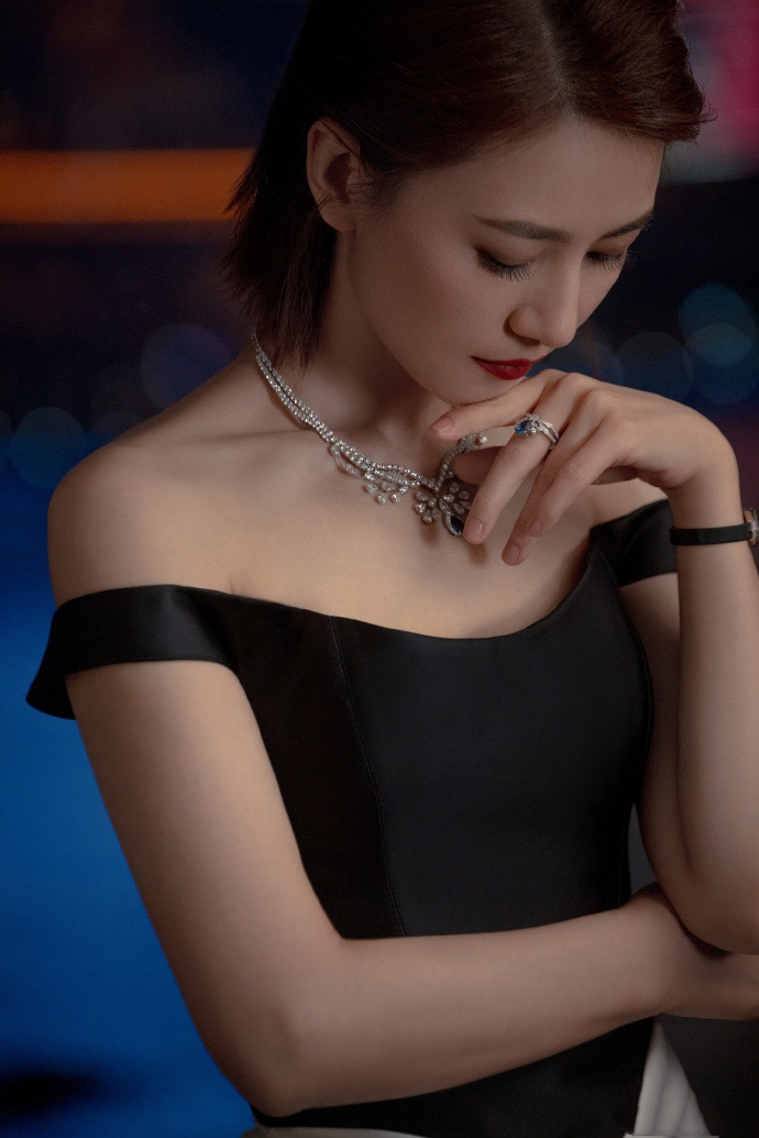 高圆圆近期短发造型图片,高圆圆俏皮短发造型图片