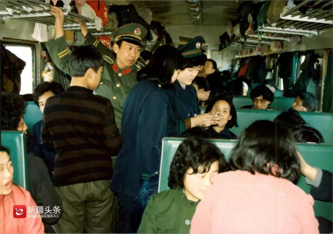 荣耀六十年,伊犁荣耀60年