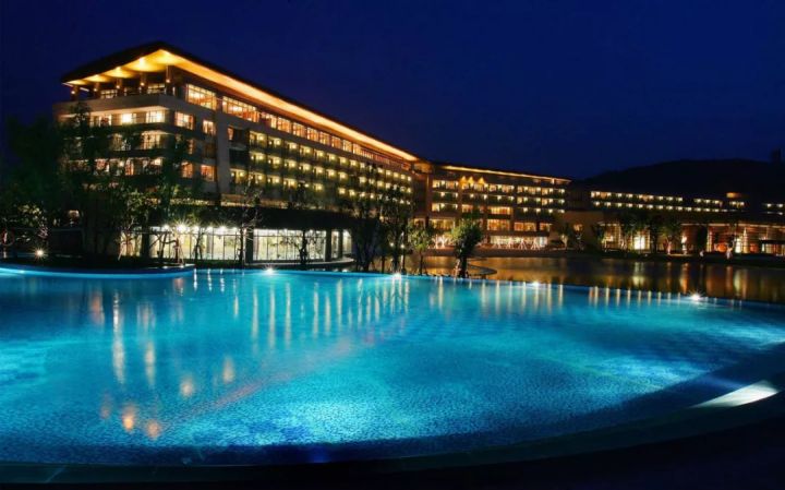 女票在胖圈发“我想买可乐”，赶紧给她发去一张烫手情侣酒店清单