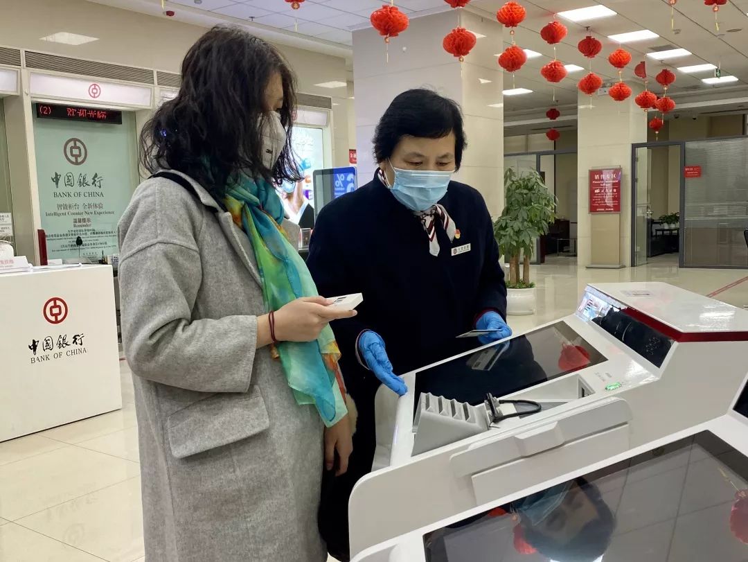 银行大堂经理的优质服务,银行大堂经理如何做好厅堂服务