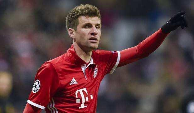 足球运动中哪个位置最重要,足球场上技战术要求最高的位置