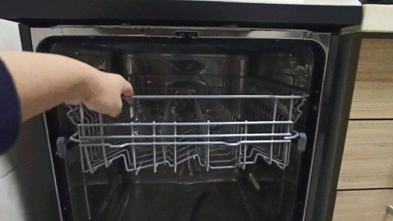 解放双手洗碗机图片,海尔eyw13028洗碗机测评