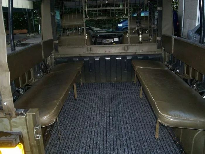 奔驰g六驱越野,六轮七座奔驰g系列越野车