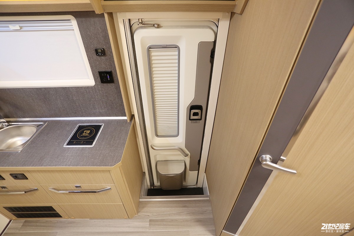 比房车大的房车,五十铃房车dmax升顶越野房车