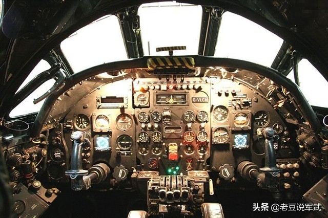 英国轰炸机v型,英国3v轰炸机