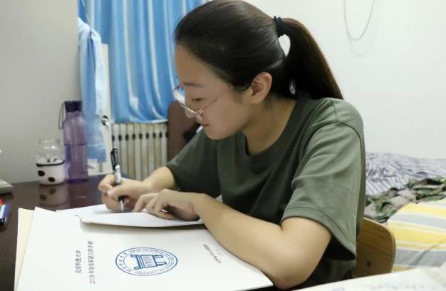 大学辅导员到底是干嘛的,大学辅导员存在的价值