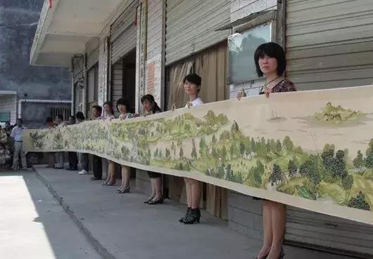 一幅画值上万美金,一幅画几万块