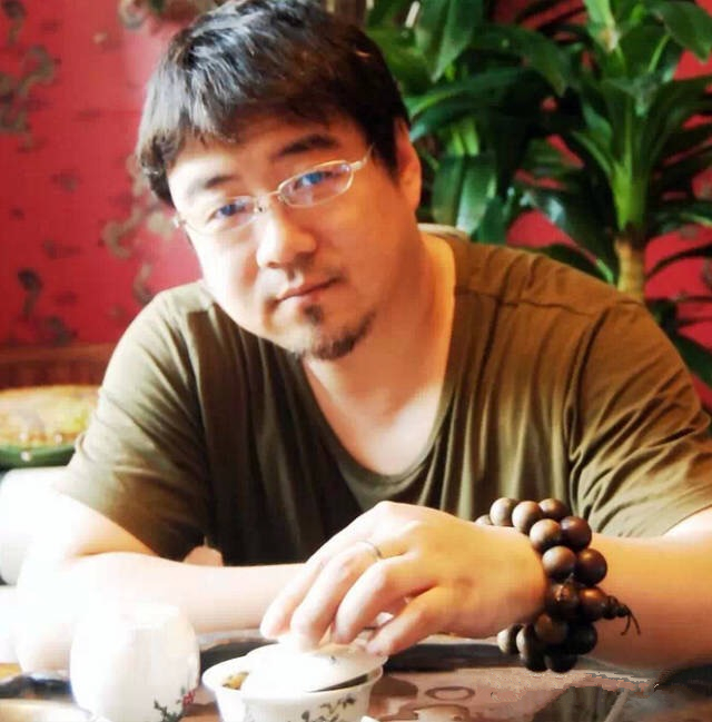 墨池寄瀚海，甬上生风云