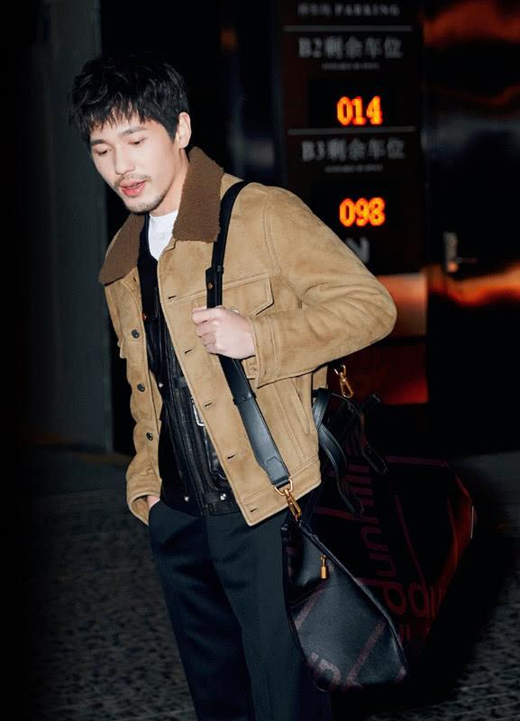 白宇同款夹克,白宇时尚穿搭