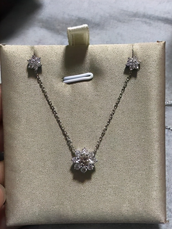 百搭珍珠耳钉高级感,小气质时尚百搭纯银耳饰