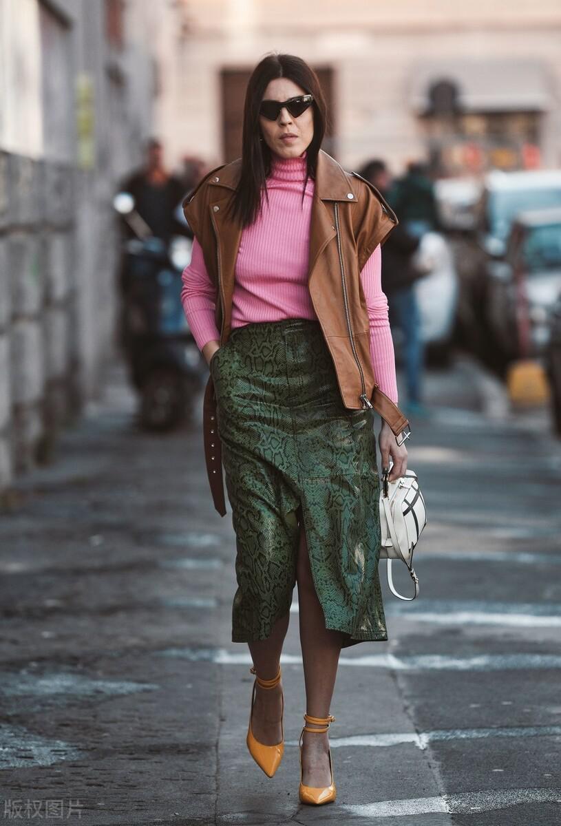 深绿撞色搭配高级感,撞色搭配满满都是高级感