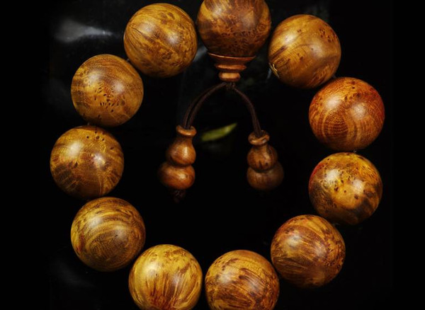 各种木质手串对人体的作用,对人体有益的木质手串