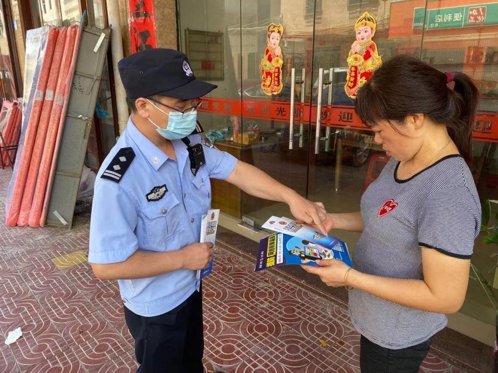 戳戳戳,这群人在惠东挨家挨户、街头摆摊,只为了……