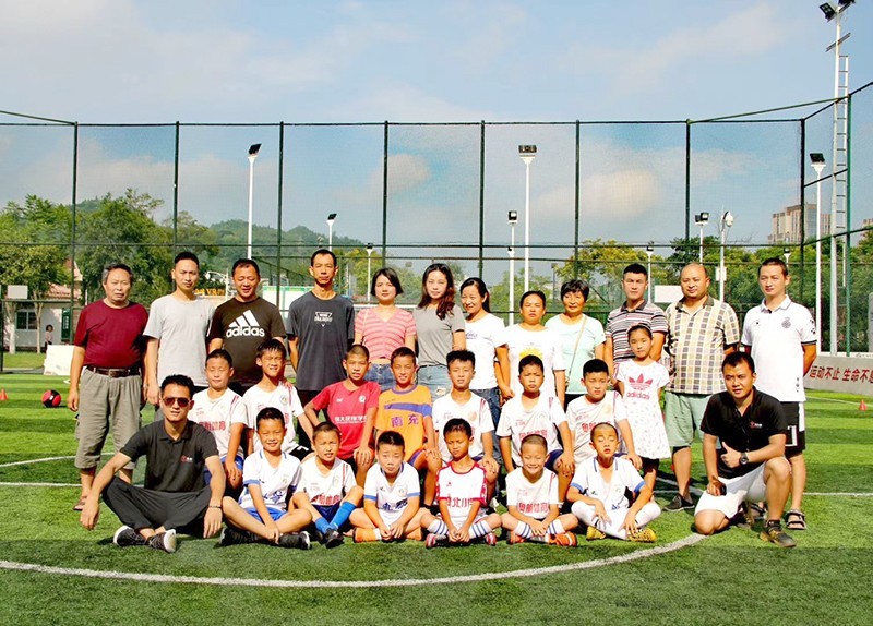 南充奥航足球俱乐部2020年暑期少儿足球体能训练营顺利结营