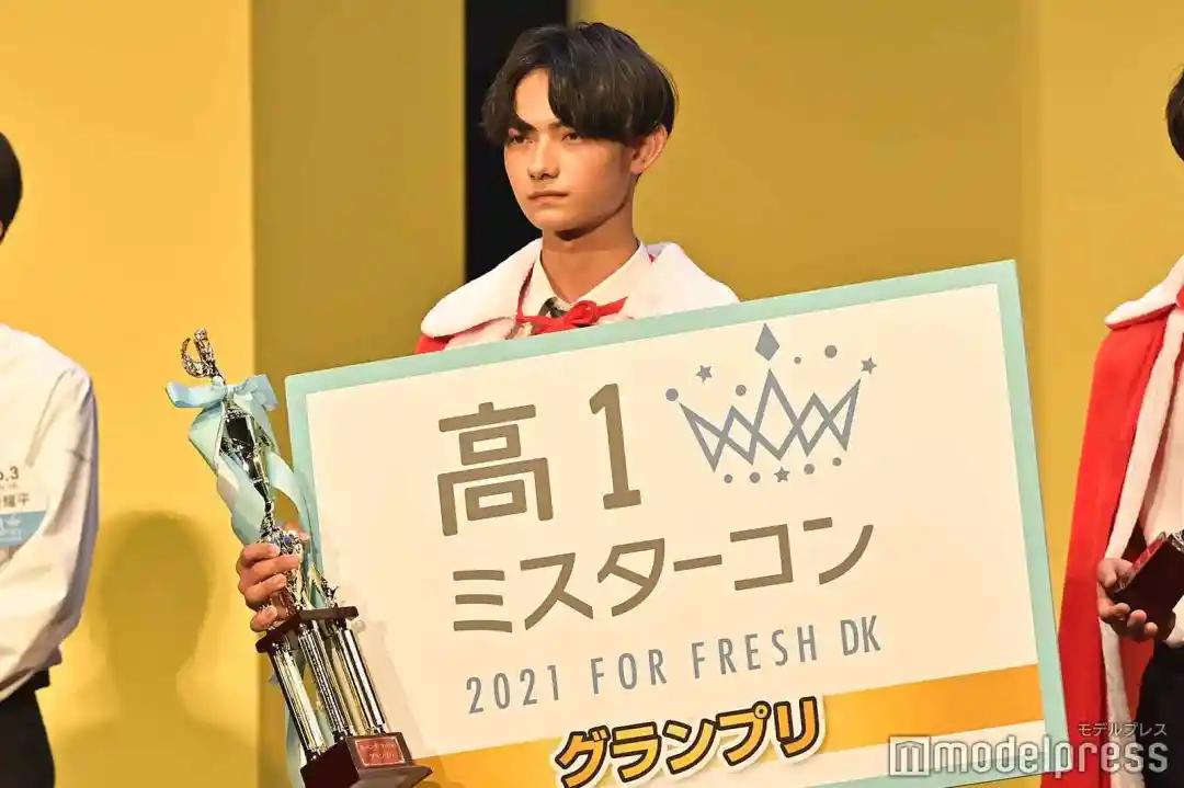 日本最帅高一男生评选,日本2020最帅高中生冠军出炉