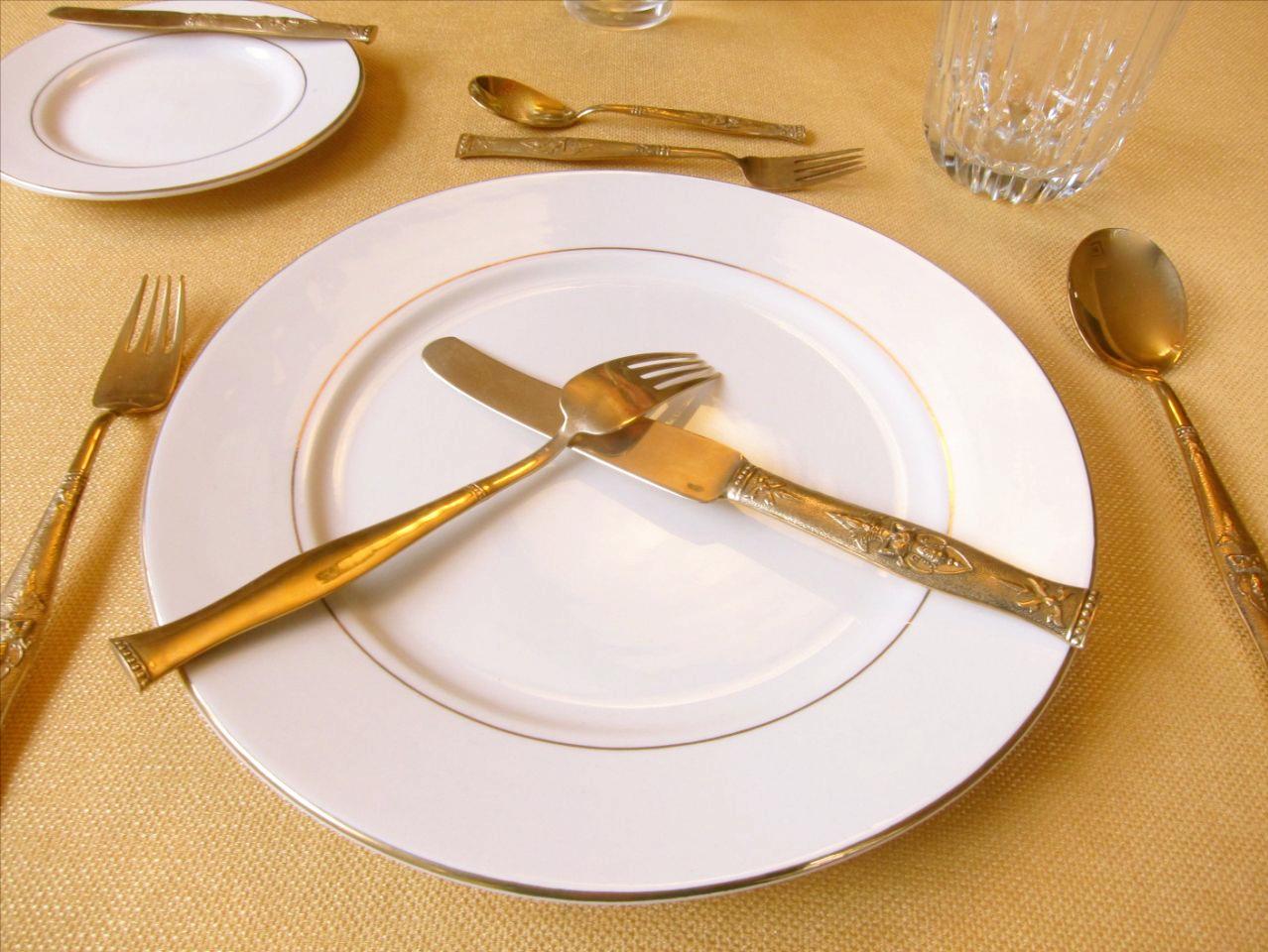 英国王室每天吃什么最好,揭秘英国王室饮食禁忌和偏爱