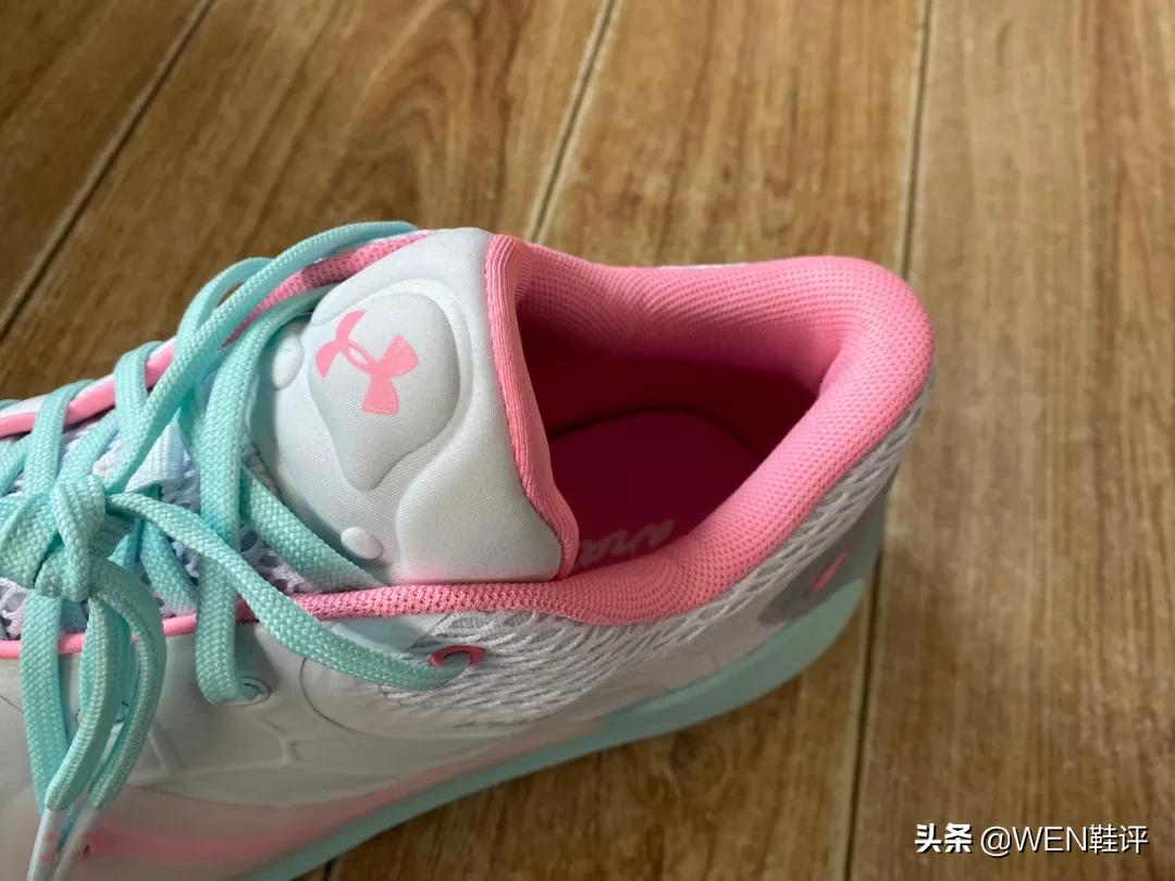 *男猛**必入鞋款?在NBA赛场上出现的“最后”一双UA球鞋值得被铭记