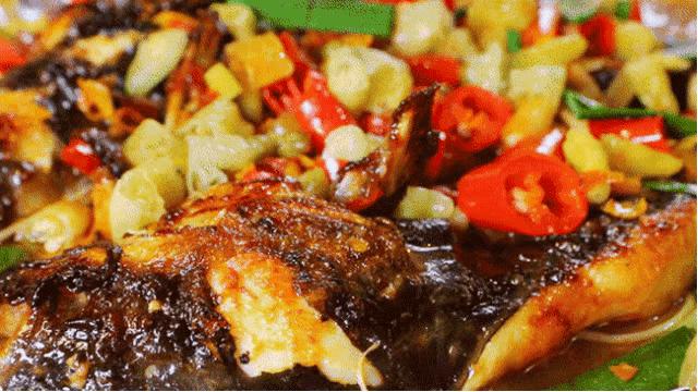 丽江最好吃的纸包鱼,丽江网红烤鱼