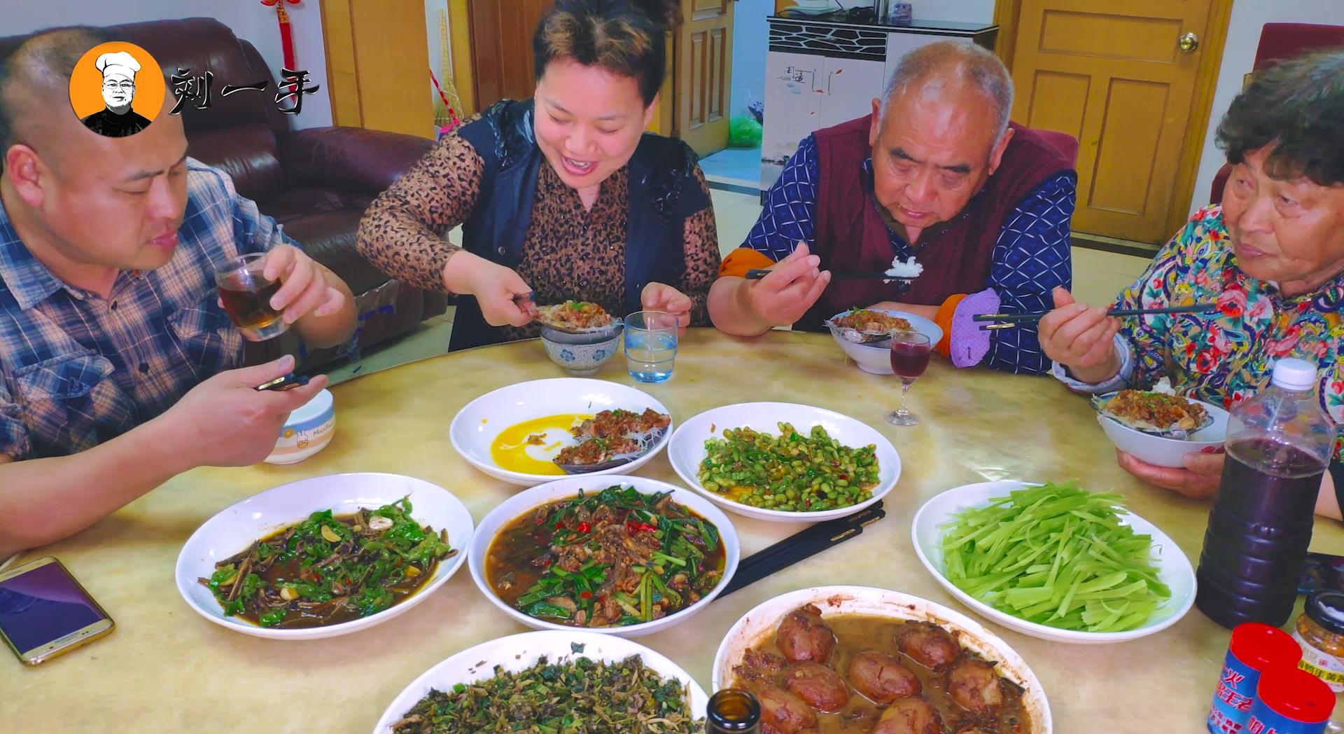 河蚌肉怎么做才好吃呢,河蚌肉最正宗做法