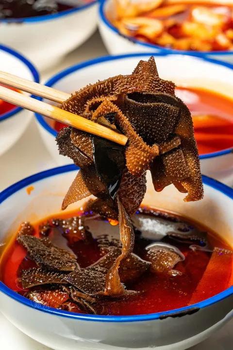 鎴愰兘灏忎紬缃戠孩閰掗,鎴愰兘缃戠孩閰掗閮戝窞