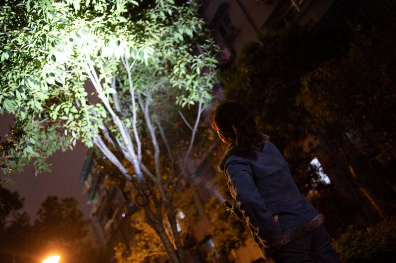 强光手电用18650电池充电器,家用充电锂电手电筒大全