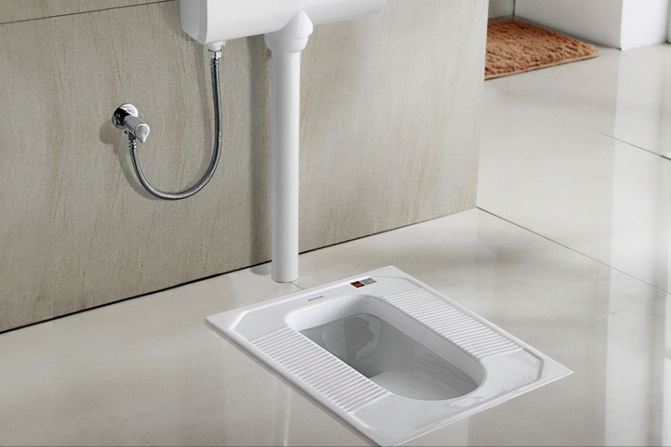 蹲便器漏水哪里问题,蹲便器总漏水怎么回事