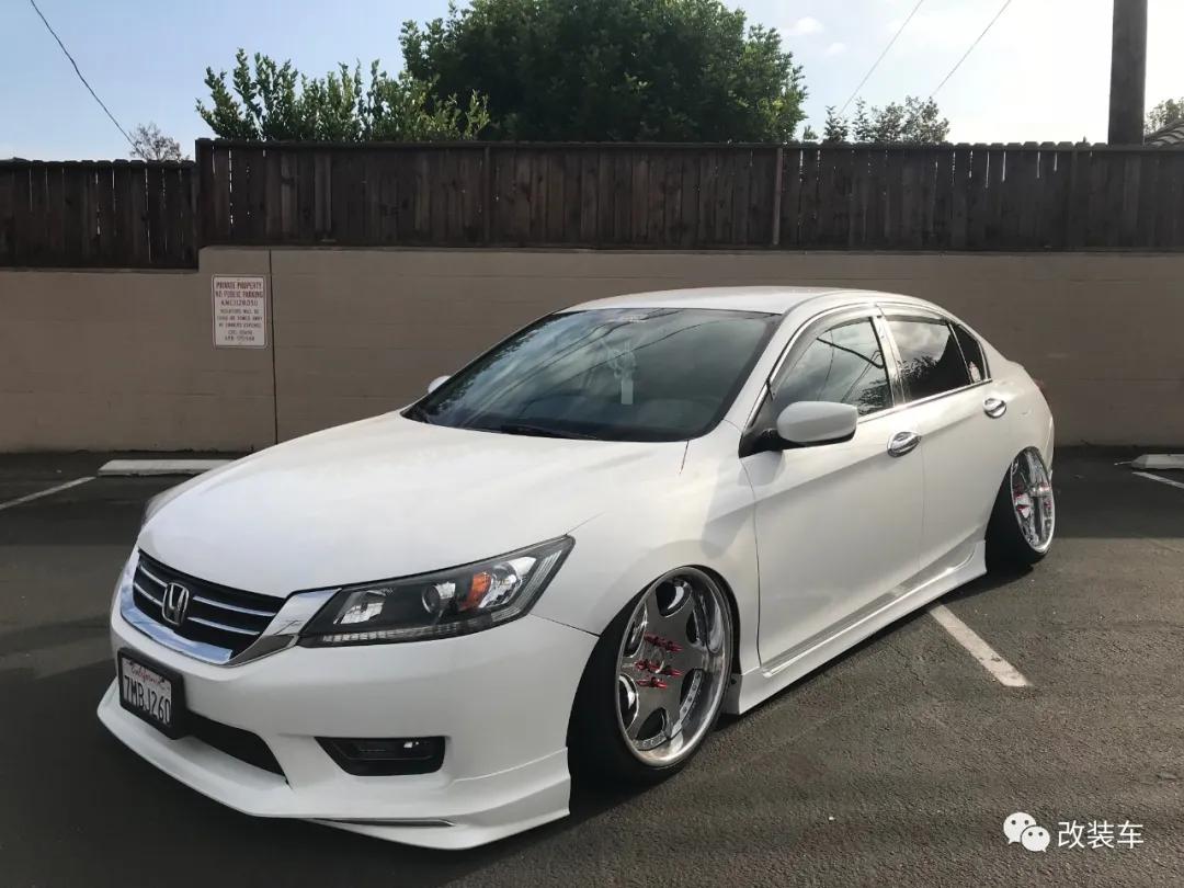 ​嫌代步用的九代雅阁太平淡，换上气动后秒变街头最帅姿态*党**