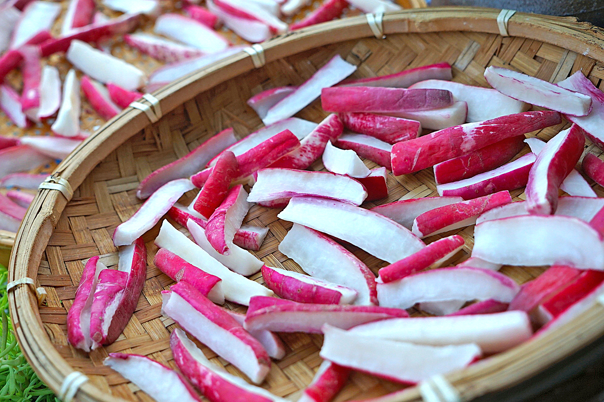 晒过的萝卜干怎么腌才好吃,萝卜干怎么腌可以直接吃又甜又香