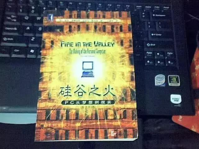 雷军是如何控制金山的 (雷军在金山的年薪收入)