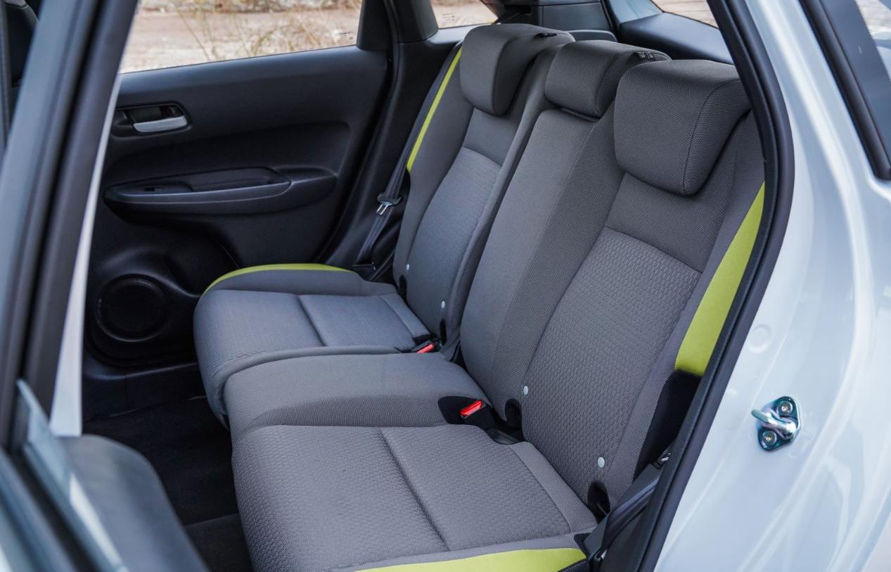 四代飞度最后一格油,第四代飞度高速跑稳定吗