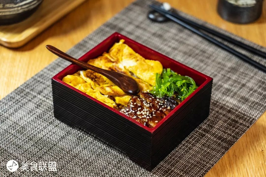 在昆明这家日料店，吃个寿司居然被“烫”到嘴