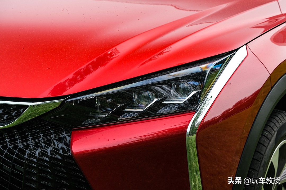 10万左右的法系车suv,10万以内的全新高颜值suv