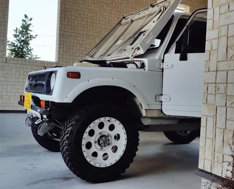 日本玩摩托车人手一辆,日本养一台普通家用车多少钱