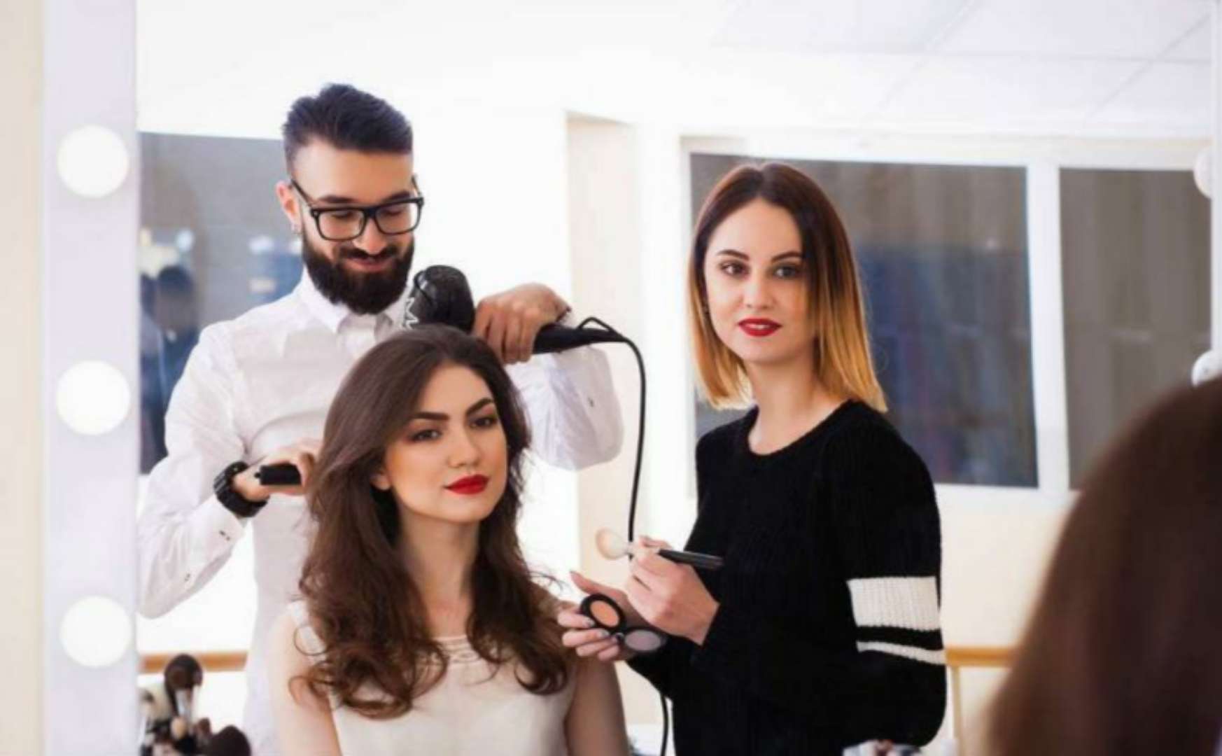 卷发拉直发的最佳方法,拉直发和卷发哪个伤害大