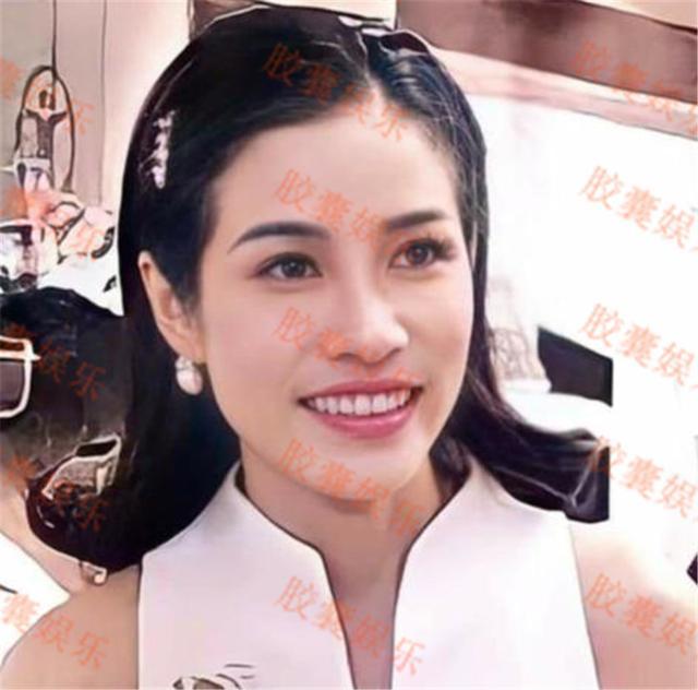 37岁诗妮娜公开晒照,37岁诗妮娜复出