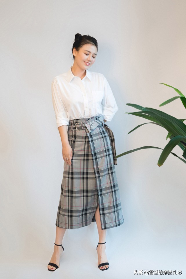 夏天配裙子的百搭鞋,圆头高腰鞋怎么搭配裤子好看