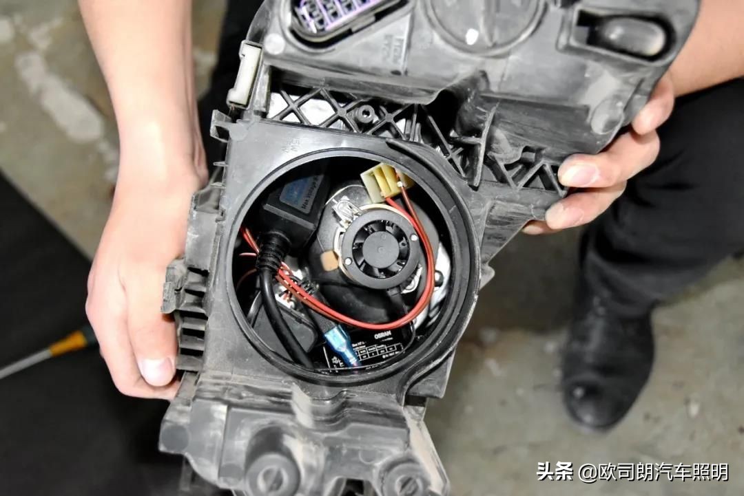 英朗gt氙气灯能直接换led灯泡吗,英朗卤素大灯改led大灯多少钱