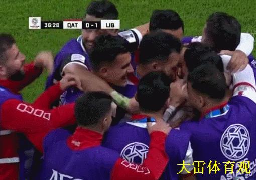 中国足球的黎巴嫩的主教练,黎巴嫩主帅批评马宁判罚