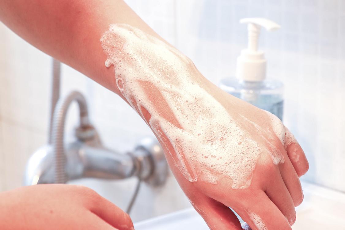 珂岸果酸沐浴露,资莱皙果酸沐浴露测评