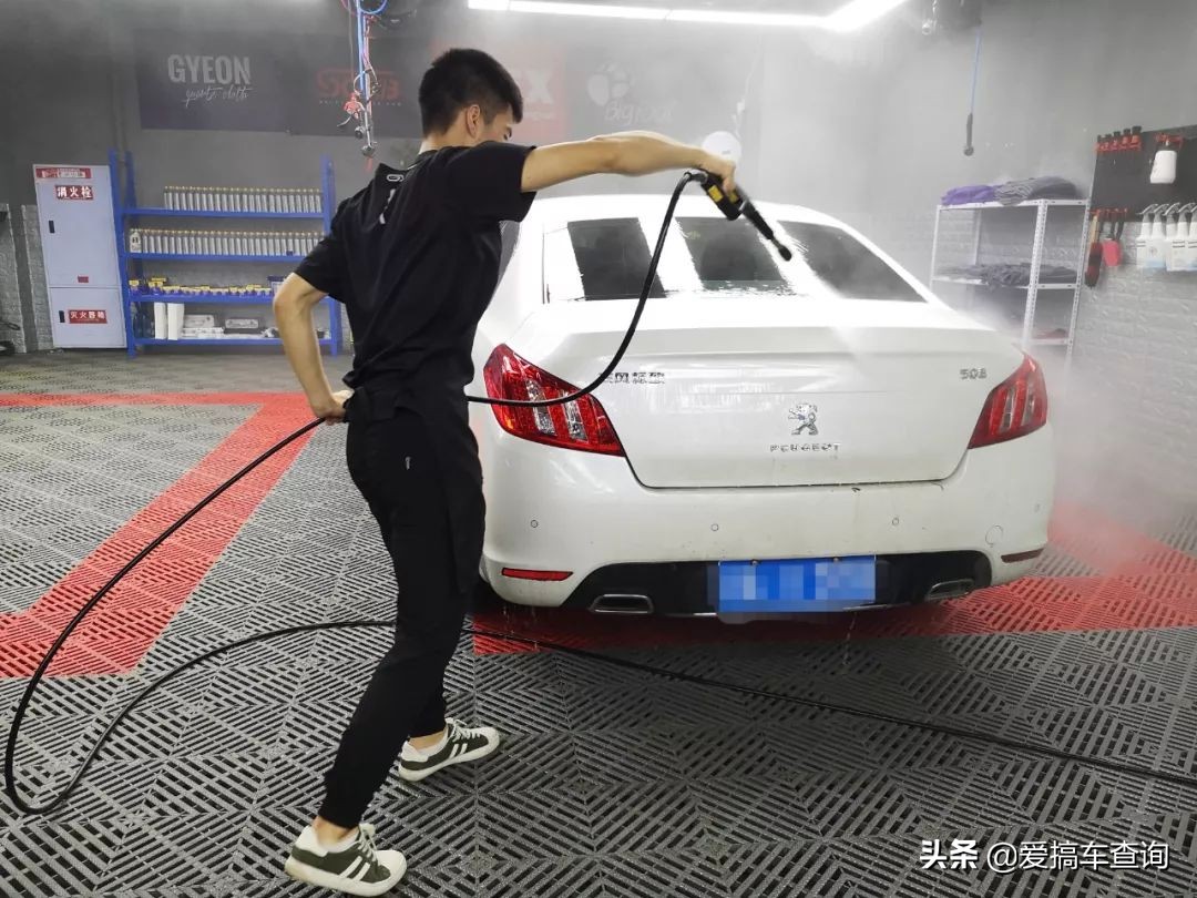 为什么年轻人不愿意做洗车工,洗车工人辛苦吗