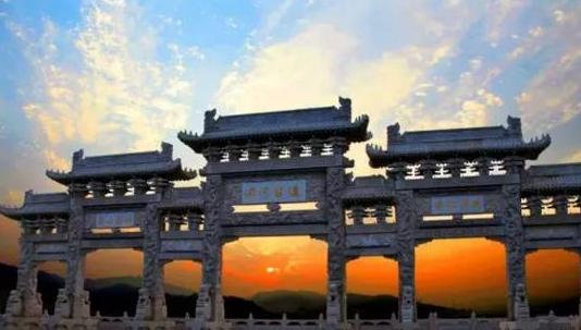 鞍山岫岩玉都,揭秘中国玉都岫岩6万吨玉石