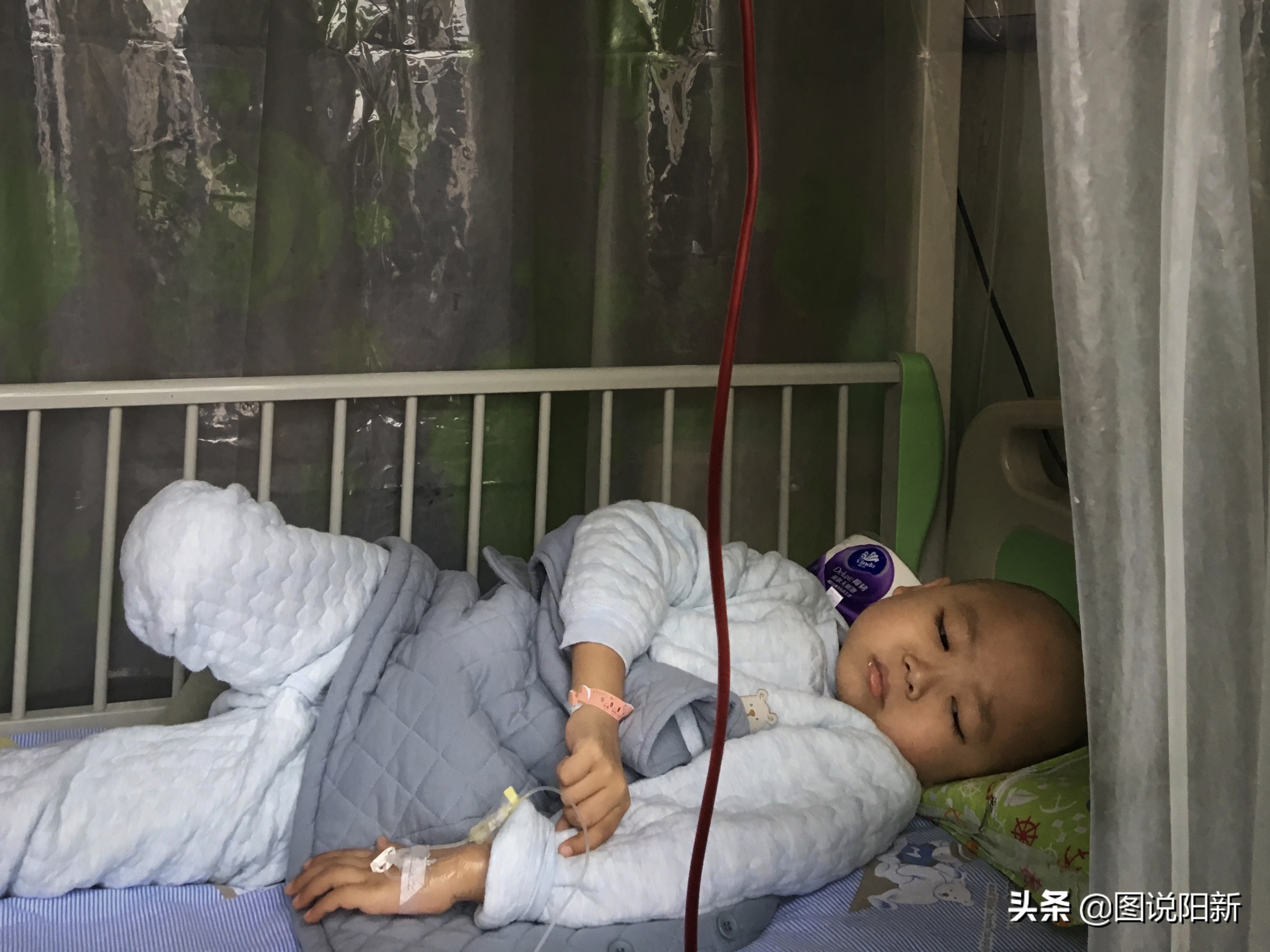 2岁男童确诊新冠,两名病情好转的心冠患者