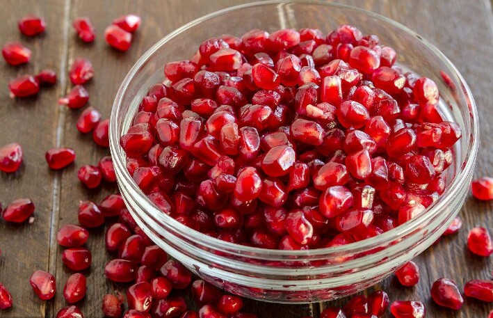 盆栽石榴树什么品种是甜的,石榴树带果实能用水培繁殖