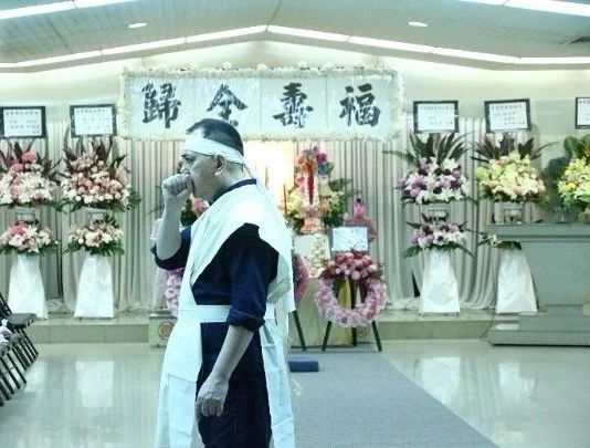 亡母病逝两个月明日终于出殡！TVB视帝幽默话别最亲：byebye