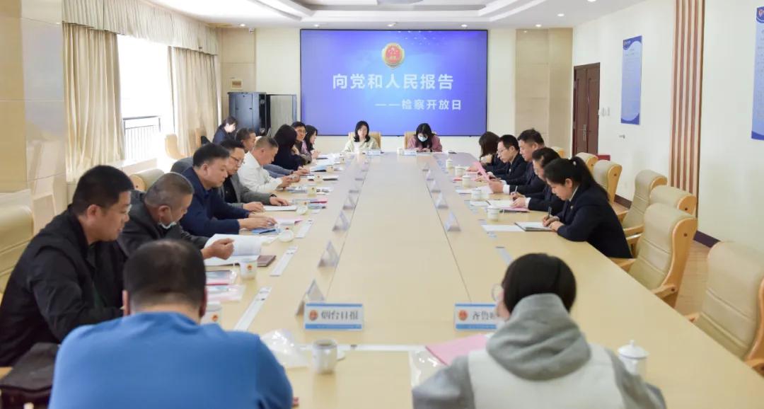 架起党联系群众的连心桥是什么,搭建代表群众连心桥