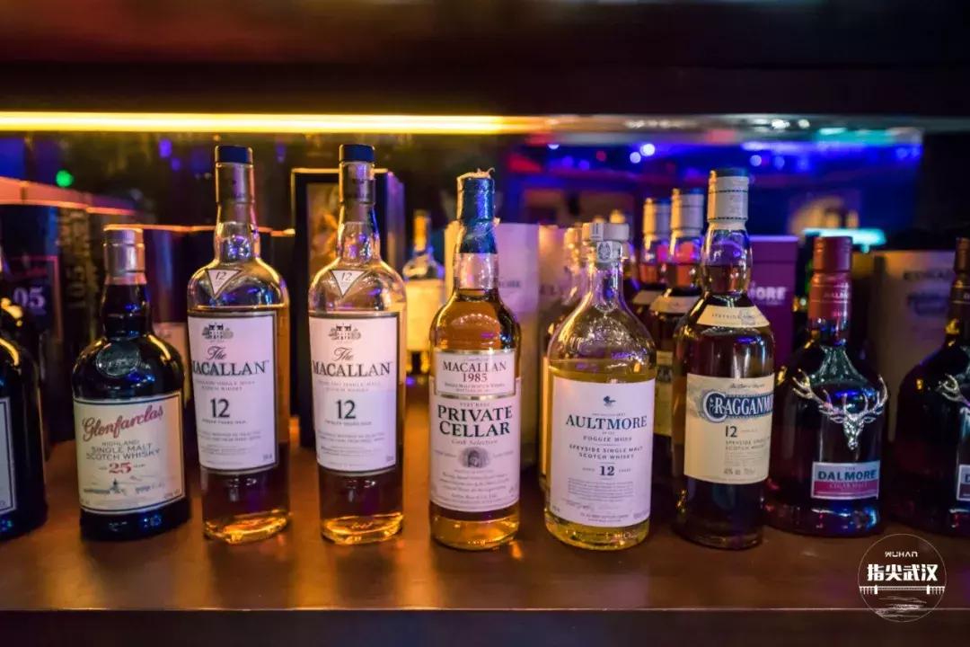 冬天不喝酒就像青春喂了狗，武汉冬日酒吧指南是时候安排了